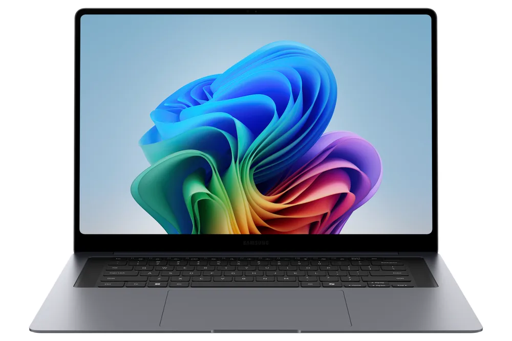 회색 노트북을 펼쳐 정면에서 찍은 삼성 갤럭시북6 프로 NT960XJG-KC51G 제품 사진